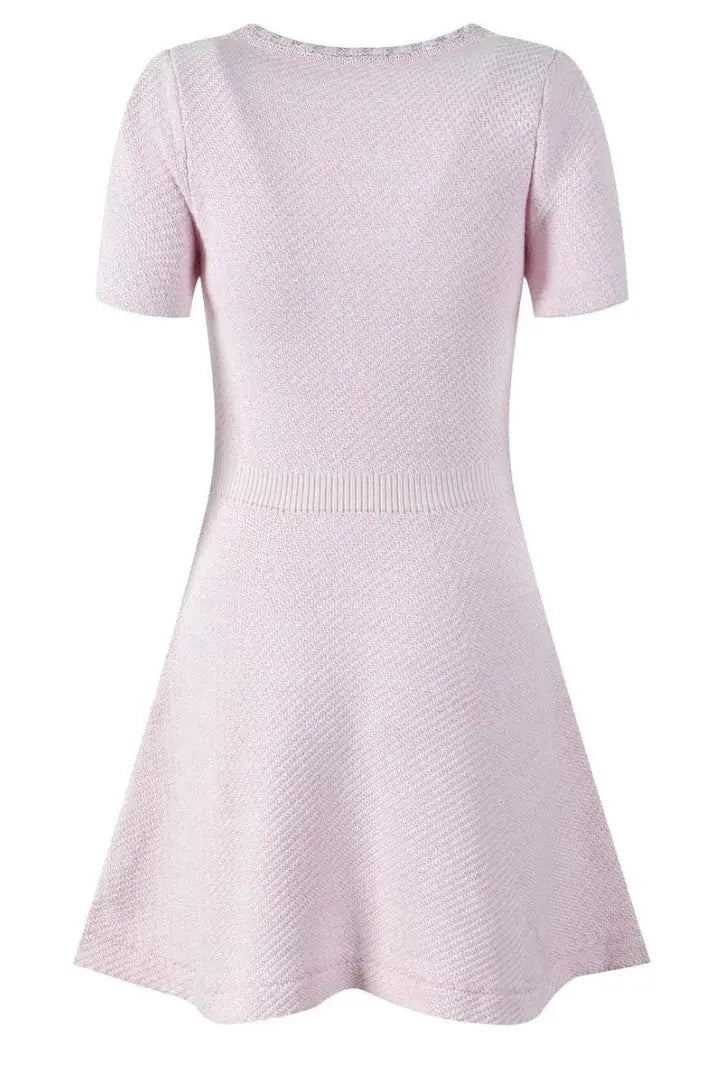 Elanora Mini
